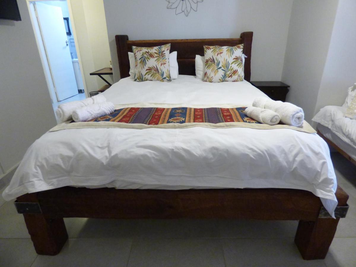 Tsumeb Backpackers & Safariホステル エクステリア 写真