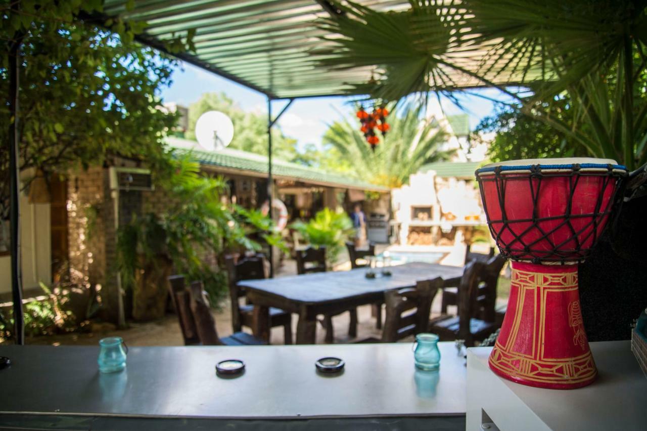 Tsumeb Backpackers & Safariホステル エクステリア 写真